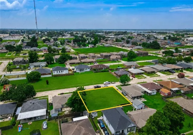 Homes for sale in Chalmette, LA | 3417 Marietta St, Chalmette, LA 70043 | MLS# 2565052