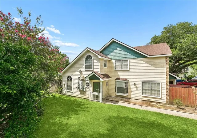 1st image of 2002 Greenpoint Dr #2002, New Orleans, LA 70114 | MLS# 2565334