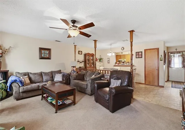 Homes for sale in Luling, LA | 131 Lakewood Dr #B, Luling, LA 70070 | MLS# 2565494