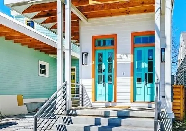 Homes for sale in New Orleans, LA | 819 N Villere St, New Orleans, LA 70116 | MLS# 2564963