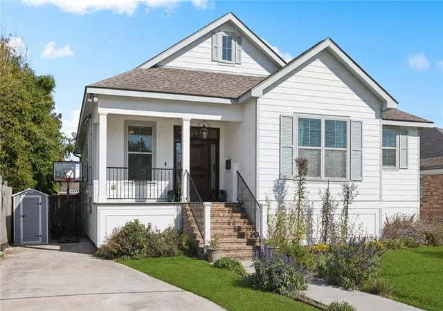 2nd image of 341 12th St, New Orleans, LA 70124 | MLS# 2565356