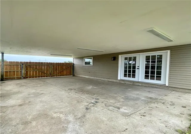 Homes for sale in Westwego, LA | 144 Yvonne Dr, Westwego, LA 70094 | MLS# 2561661