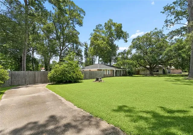 Homes for sale in Ponchatoula, LA | 130 Beechwood Dr, Ponchatoula, LA 70454 | MLS# 2565499