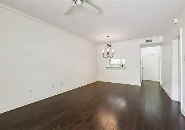 Homes for sale in Metairie, LA | 800 Rue Burgundy St #123, Metairie, LA 70005 | MLS# 2565497