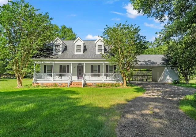 Homes for sale in Franklinton, LA | 1522 13th Ave, Franklinton, LA 70438 | MLS# 2564912
