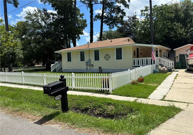 Homes for sale in Slidell, LA | 1708 4Th St, Slidell, LA 70458 | MLS# 2565289
