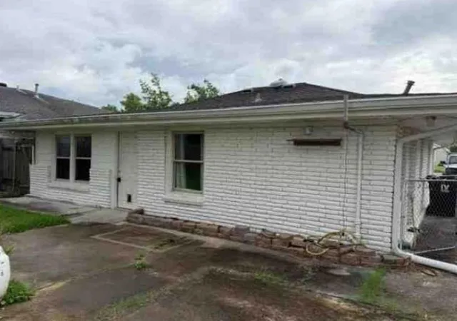 Homes for sale in Harahan, LA | 420 Roseland Pkwy, Harahan, LA 70123 | MLS# 2565742