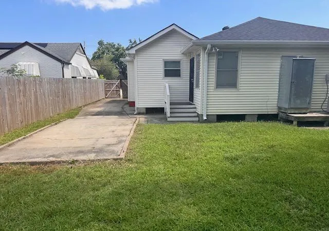 2nd image of 3278 Desaix Blvd, New Orleans, LA 70119 | MLS# 2565756