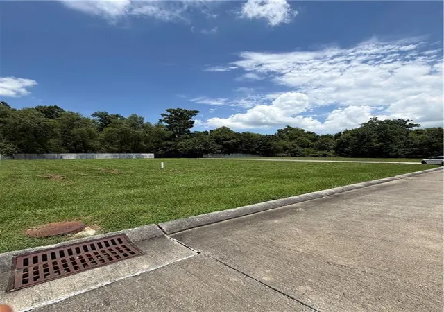 3rd image of 139 Forest Oaks Dr, New Orleans, LA 70131 | MLS# 2565761