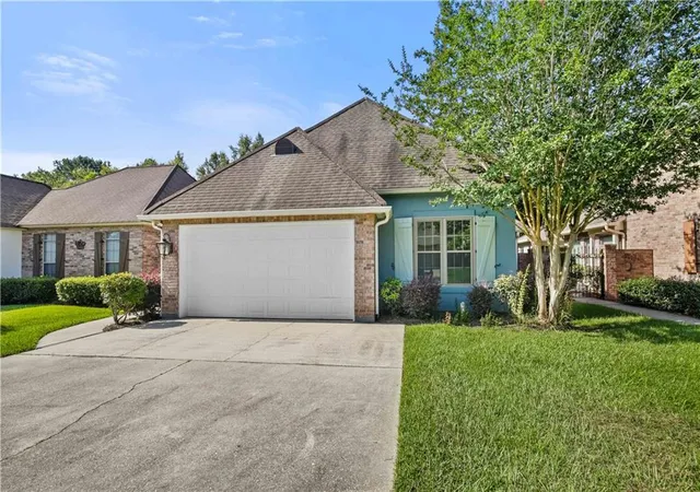 1st image of 262 Lourdes Ln, Covington, LA 70435 | MLS# 2565814