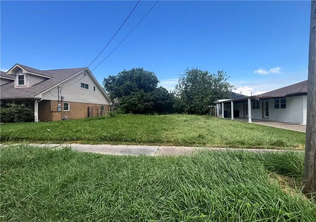 Photo 1 of Land for sale at 6351 Congress Dr, New Orleans, LA 70126 | MLS# 2565731 | Listing updated on 2026-07-29