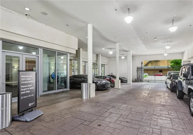3rd image of 1201 Canal St #415, New Orleans, LA 70112 | MLS# 2565439