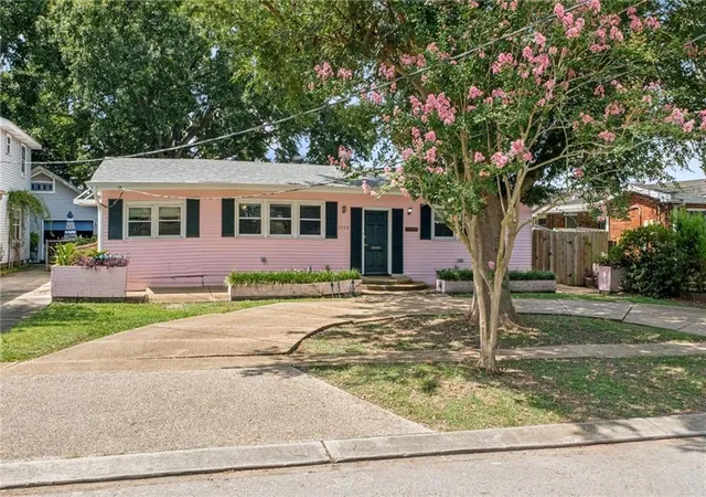 Photo 1 of Single family home for sale at 3124 42nd Street, Metairie, LA 70001 | MLS# 2565560 | Listing updated on 2026-07-02