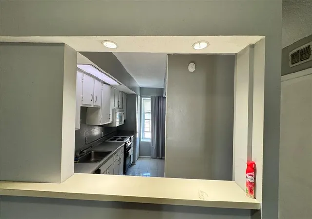 4th image of 6320 Riverside Dr #322, Metairie, LA 70003 | MLS# 2565906