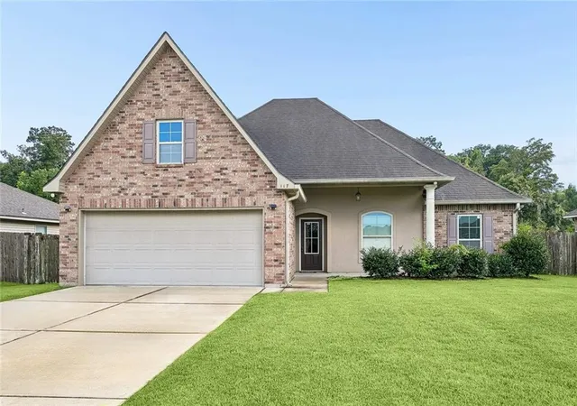 Homes for sale in Ponchatoula, LA | 117 Jack Pine Ln, Ponchatoula, LA 70454 | MLS# 2565904