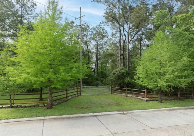 2nd image of 202 204 Camellia Dr, Slidell, LA 70458 | MLS# 2566063