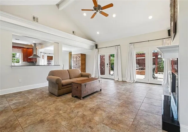 Homes for sale in Luling, LA | 141 Magnolia Ct, Luling, LA 70070 | MLS# 2566092