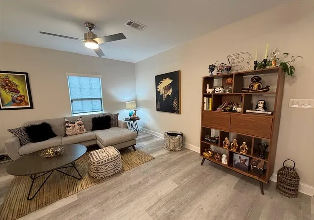 3rd image of 2313 Seminole Pl, New Orleans, LA 70125 | MLS# 2566109
