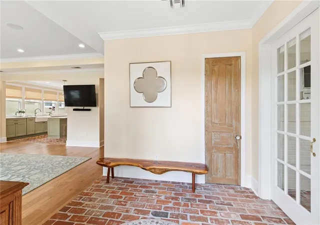 Homes for sale in New Orleans, LA | 54 W Park Pl, New Orleans, LA 70124 | MLS# 2566083