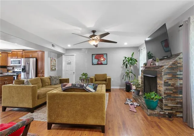 3rd image of 3516 Pecan Dr, Chalmette, LA 70043 | MLS# 2566047
