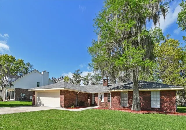 Photo 3 of Single family home for sale at 6 Palmer Dr, Luling, LA 70070 | MLS# 2546157 | Listing updated on 2026-07-31