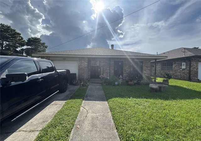 Homes for sale in Kenner, LA | 4201 Colorado Ave, Kenner, LA 70065 | MLS# 2566329