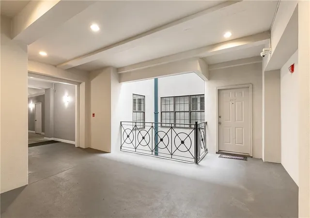 4th image of 760 Magazine St #207, New Orleans, LA 70130 | MLS# 2566333