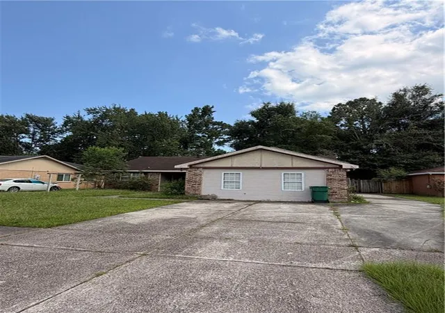 Homes for sale in Slidell, LA | 209 Chess Dr, Slidell, LA 70458 | MLS# 2566334