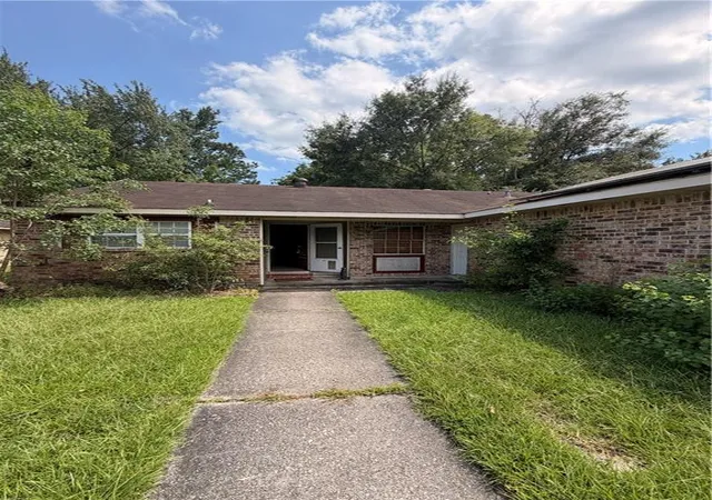 Homes for sale in Slidell, LA | 209 Chess Dr, Slidell, LA 70458 | MLS# 2566334