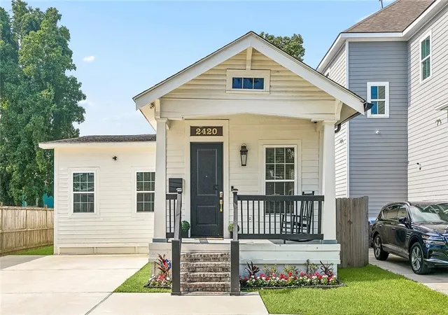 Homes for sale in New Orleans, LA | 2420 Dreux Ave, New Orleans, LA 70122 | MLS# 2563077