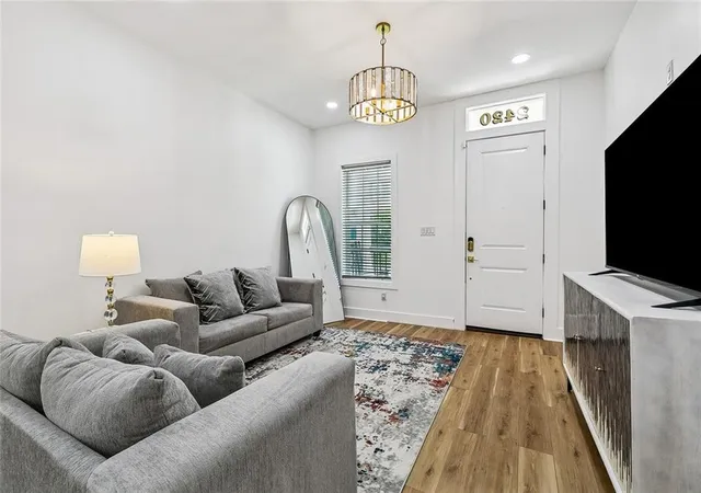 Homes for sale in New Orleans, LA | 2420 Dreux Ave, New Orleans, LA 70122 | MLS# 2563077
