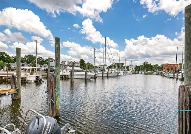 Homes for sale in Mandeville, LA | 442 Marina Front Dr, Mandeville, LA 70471 | MLS# 2565631