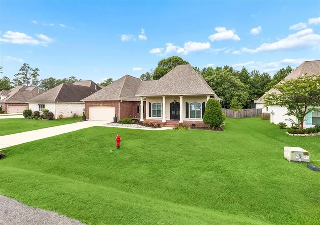 1st image of 533 Belle Pointe Loop, Madisonville, LA 70447 | MLS# 2566084