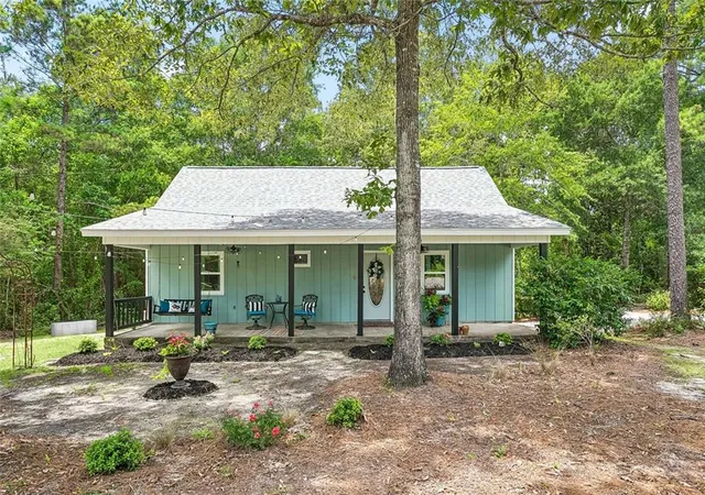 2nd image of 134 Ridgeview Dr, Carriere, MS 39426 | MLS# 2565895