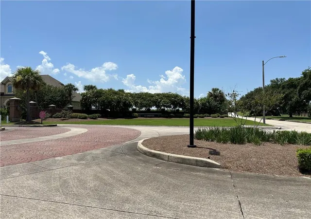 Photo 4 of Land for sale at 5440 Eastover Dr S, New Orleans, LA 70128 | MLS# 2566335 | Listing updated on 2026-09-01
