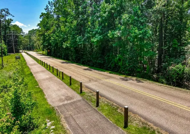 2nd image of 2145 W 15th Ave, Covington, LA 70433 | MLS# 2566407