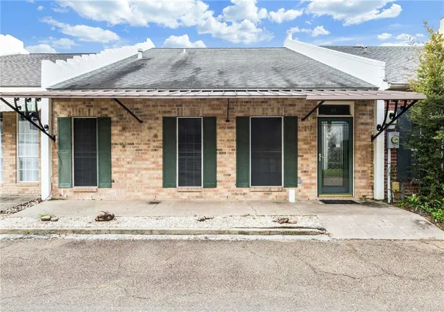 1st image of 305 Halcott Dr #113, Lafayette, LA 70503 | MLS# 2565892