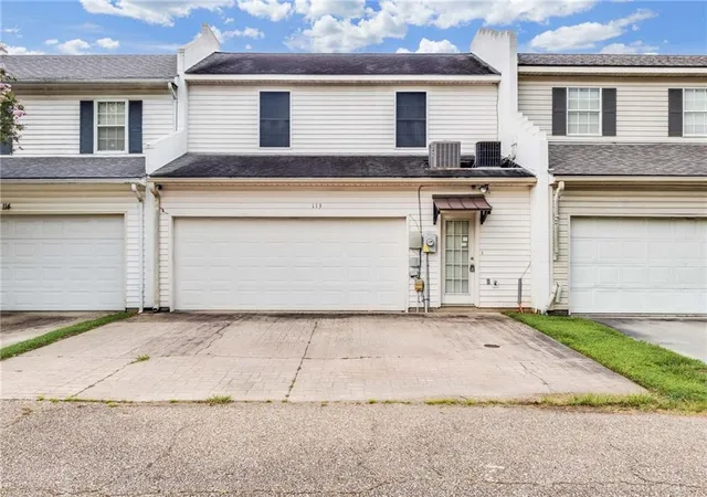 Photo 1 of Townhouse for sale at 305 Halcott Dr #113, Lafayette, LA 70503 | MLS# 2565892 | Listing updated on 2026-08-28
