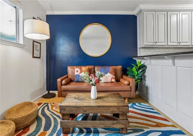 4th image of 2855 St Charles Ave #306, New Orleans, LA 70115 | MLS# 2560477