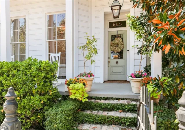 Photo 2 of Single family home for sale at 1615 Prytania St, New Orleans, LA 70130 | MLS# 2566185 | Listing updated on 2026-07-13