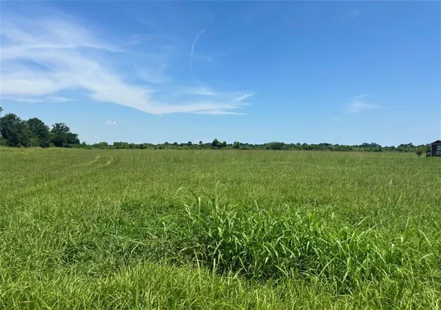 Photo 3 of Land for sale at Lot 9 Willswood Ln, Westwego, LA 70094 | MLS# 2565747 | Listing updated on 2026-07-11