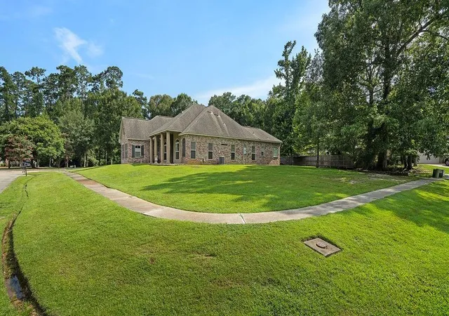 5th image of 1311 Avenue Des Marquis Avenue, Covington, LA 70433 | MLS# 2565825