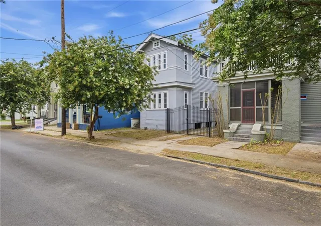 1st image of 2029 31 Broadway St, New Orleans, LA 70118 | MLS# 2566525