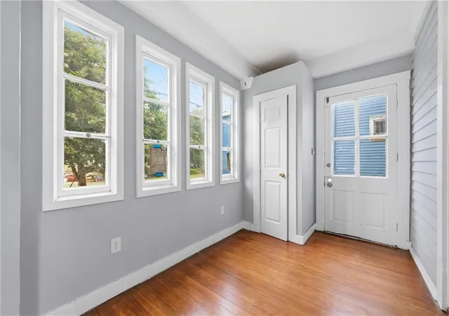 2nd image of 2029 31 Broadway St, New Orleans, LA 70118 | MLS# 2566525