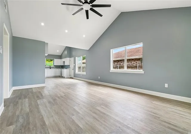 4th image of 3304 Shannon Dr, Violet, LA 70092 | MLS# 2566643