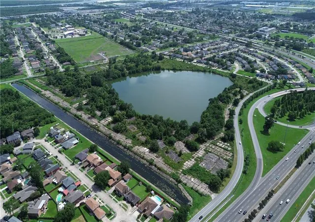 2nd image of 6800 6810 I 10 Service Rd, New Orleans, LA 70126 | MLS# 2563689