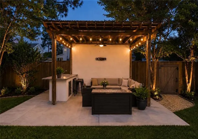 2nd image of 1141 Beverly Garden Dr, Metairie, LA 70002 | MLS# 2566656