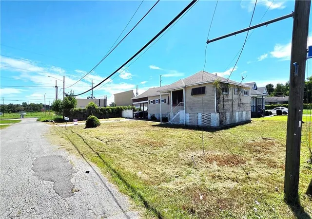 2nd image of 3024 Kansas St, New Orleans, LA 70114 | MLS# 2563410