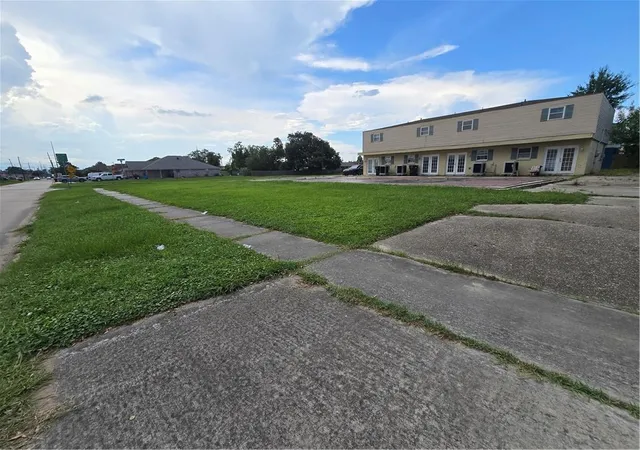 3rd image of 3601 Golden St, Chalmette, LA 70043 | MLS# 2566467