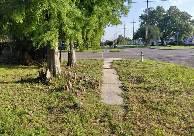 Photo 3 of Land for sale at 5240 Pasteur Blvd, New Orleans, LA 70122 | MLS# 2563521 | Listing updated on 2026-08-04